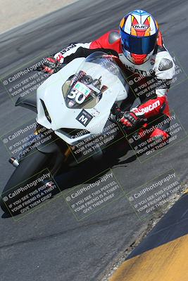 media/Oct-17-2024-Racers Edge (Thu) [[f51934c085]]/B Group/Session 2 (Turn 6 Inside)/